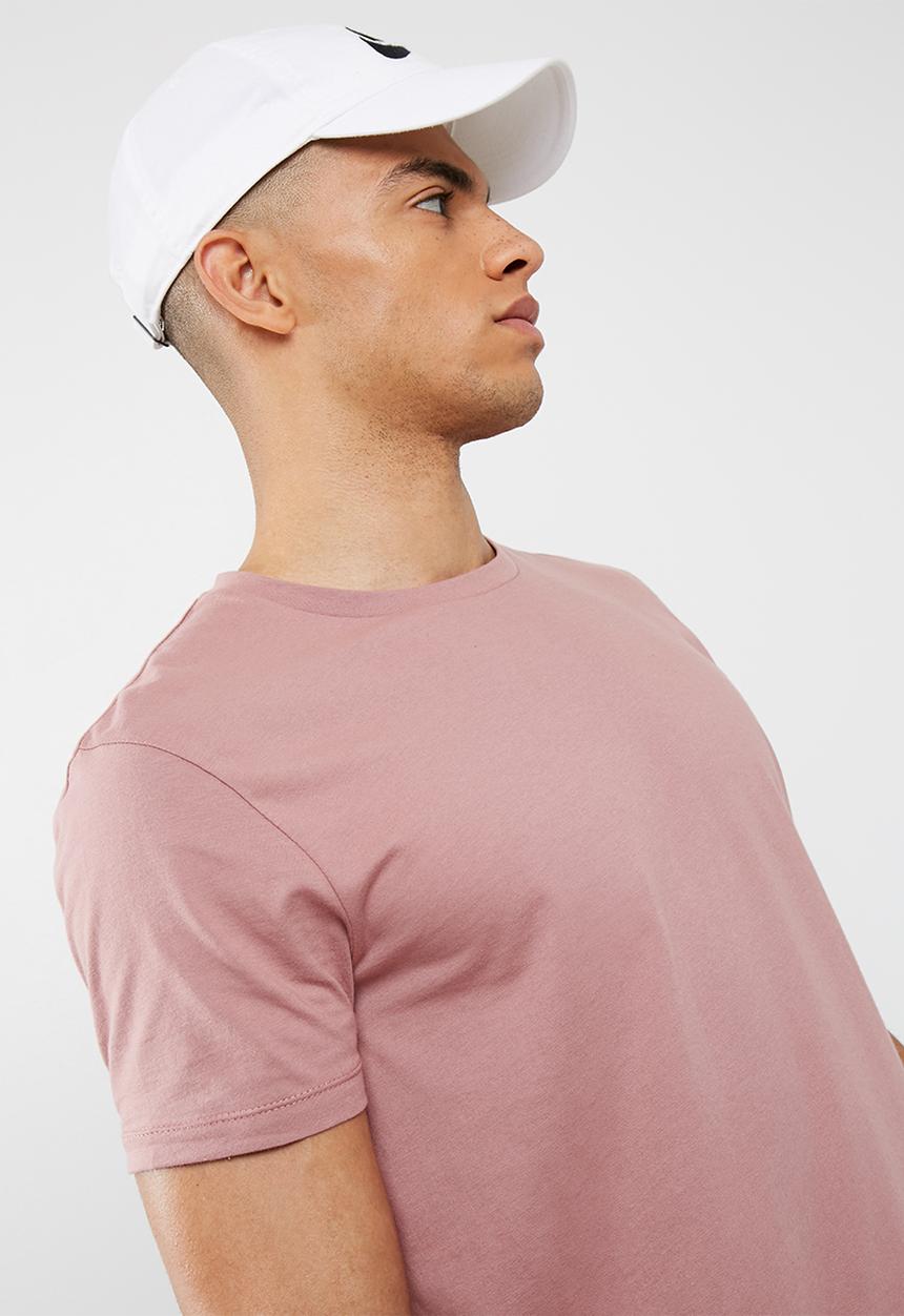 basicthread - Curved Hem Tee