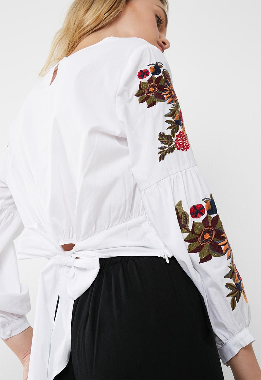 dailyfriday - Embroidered blouse with bow back
