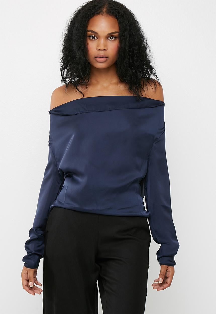 Missguided - Satin cowl neck blouse