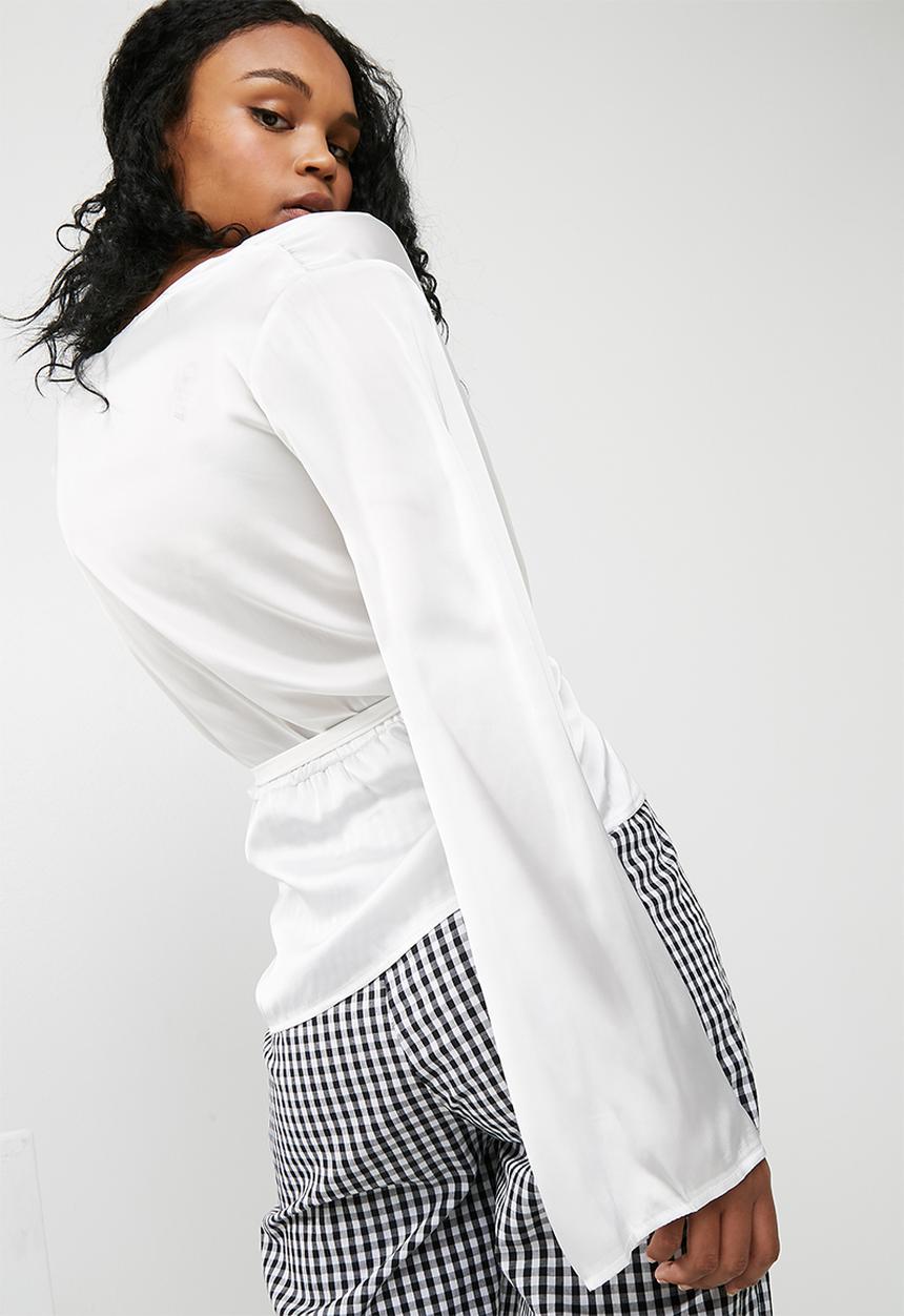Missguided - Satin chiffon drape blouse