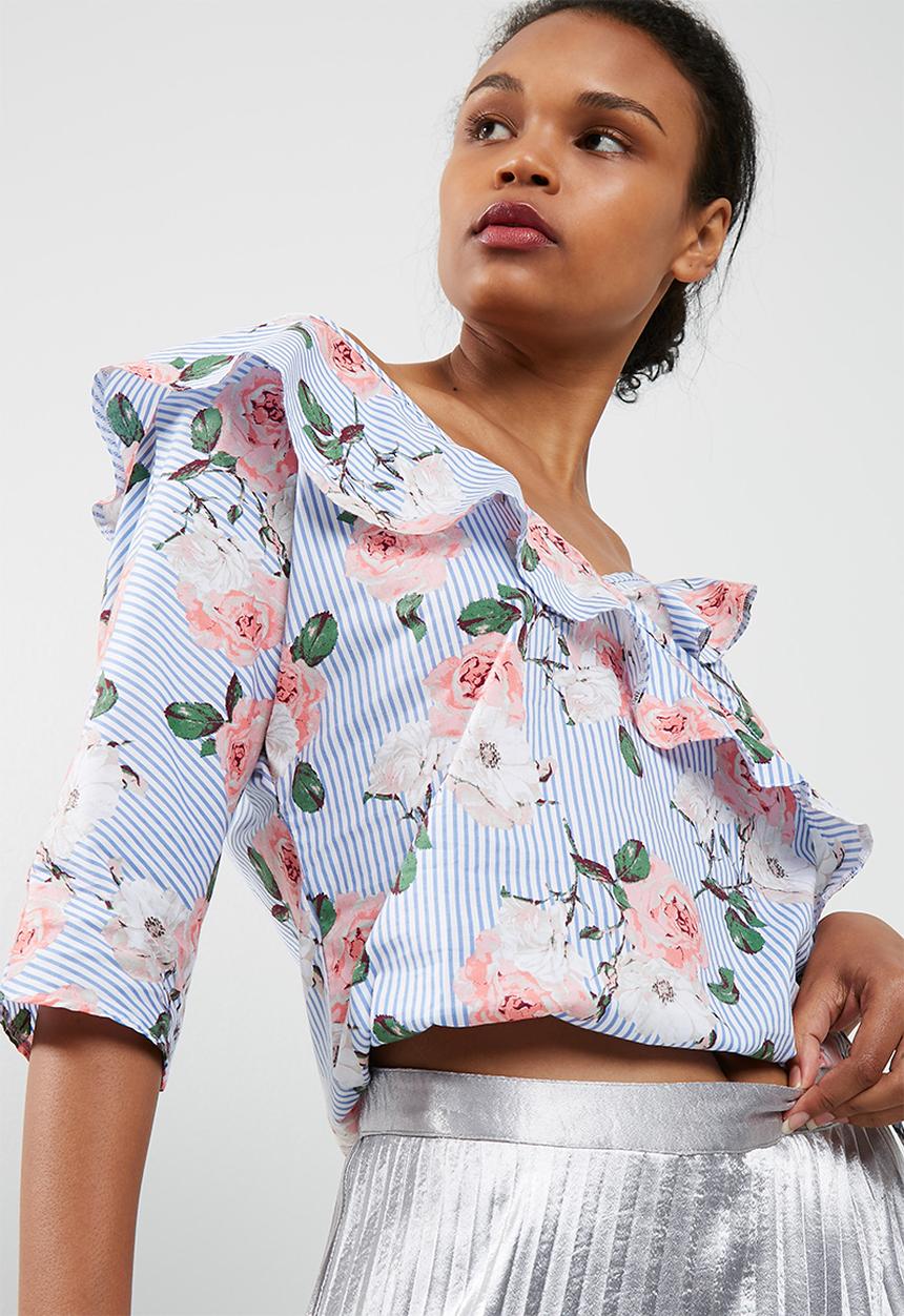 dailyfriday - Shoulder detail blouse