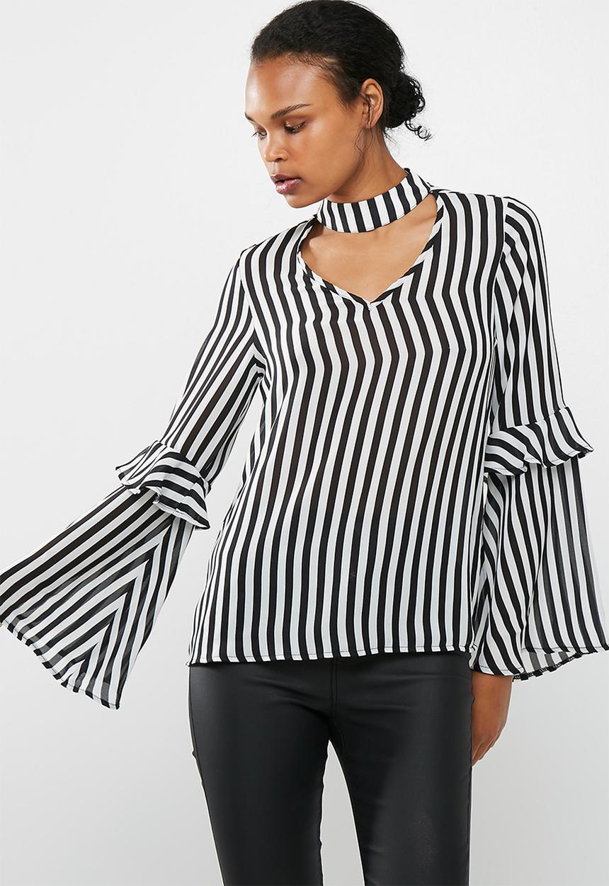 dailyfriday - Choker blouse with tiered sleeve