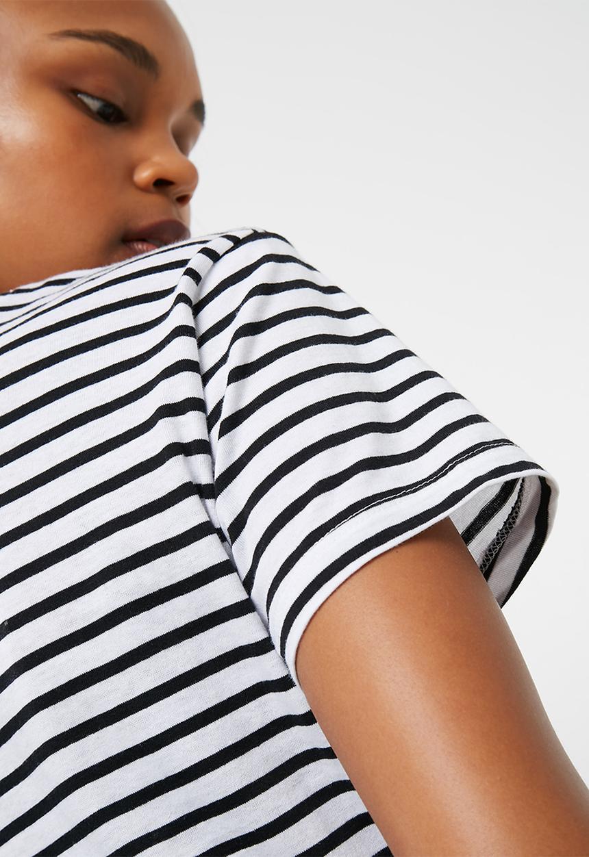 Cotton On - Tbar fox graphic tee