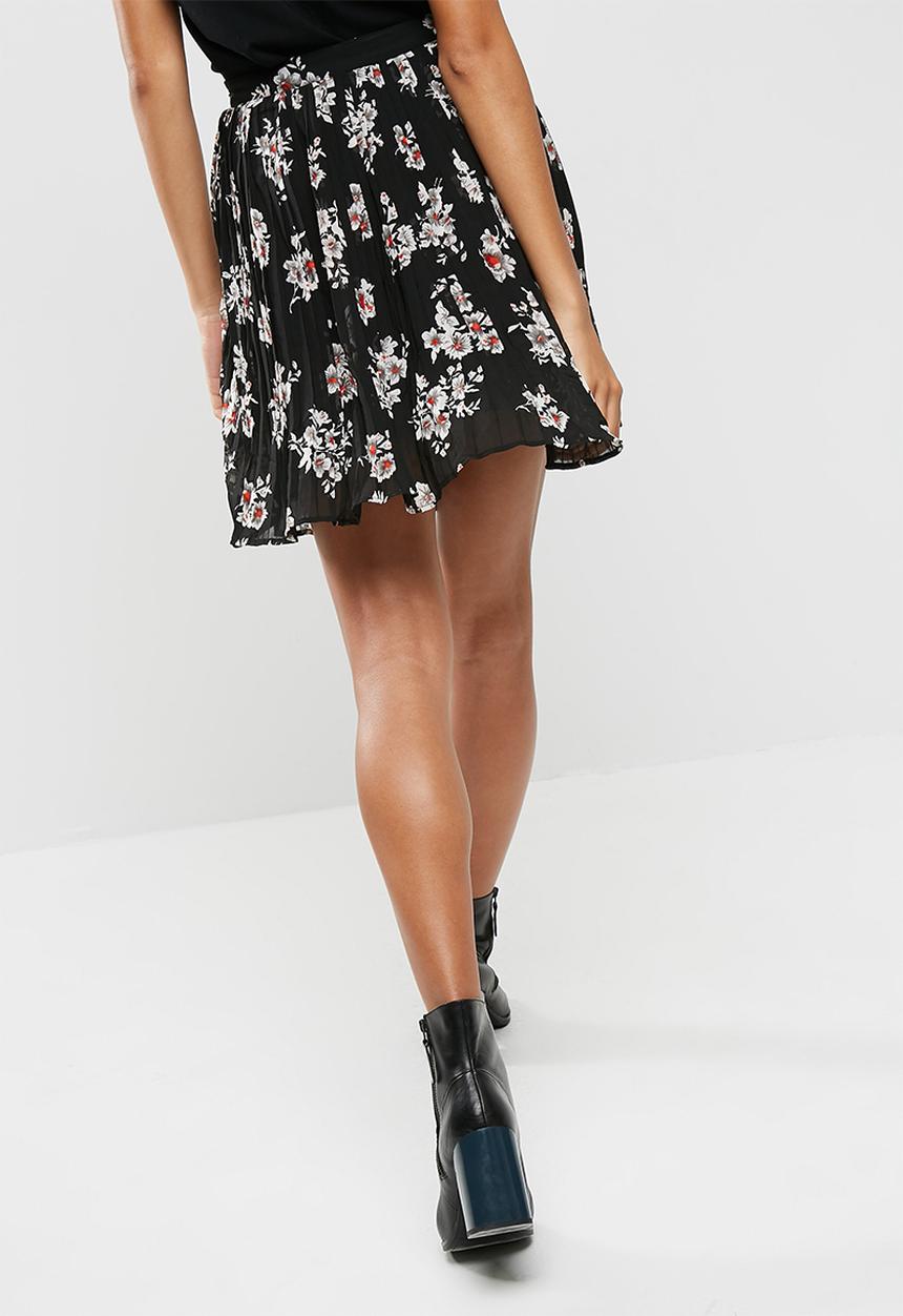 Vero Moda - Flirty pleated skirt