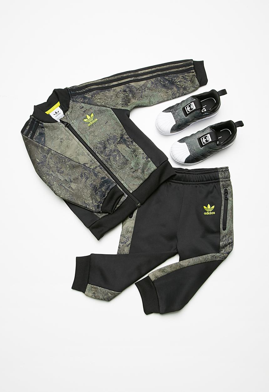 adidas Originals - Kids Graphic SST tracksuit