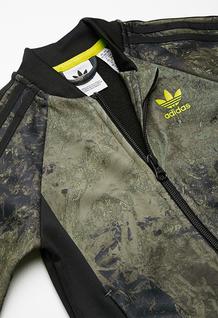 adidas Originals - Kids Graphic SST tracksuit