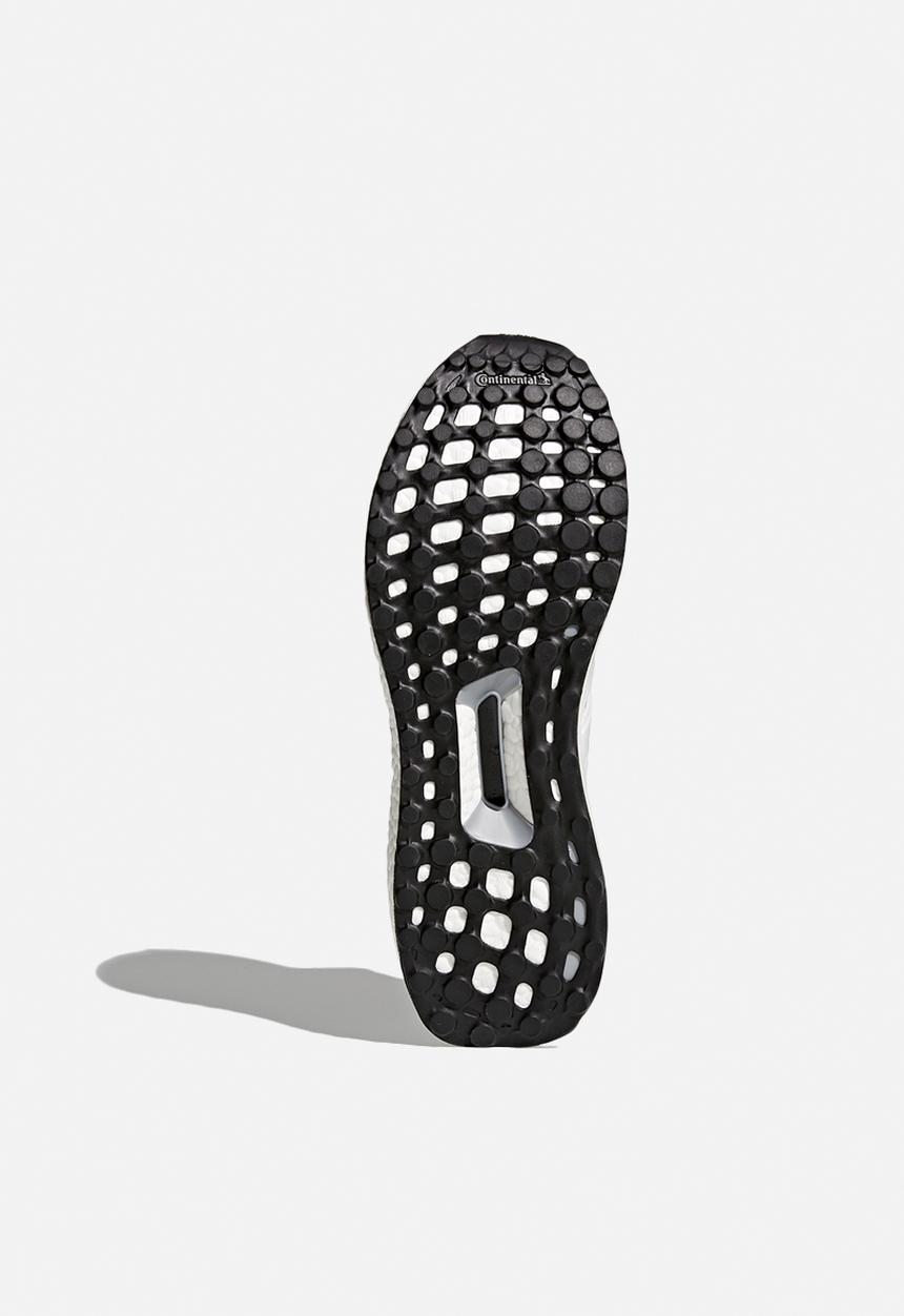 adidas Performance - UltraBOOST