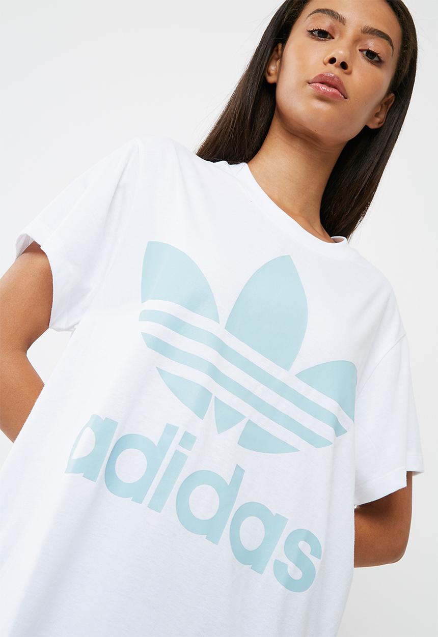 adidas Originals - Boxy logo tee