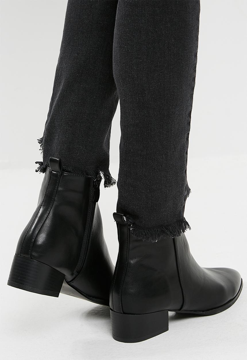 dailyfriday - Chelsea boot