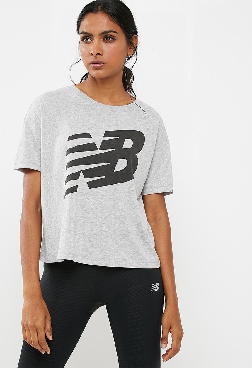 New Balance  - Essentials track club tee