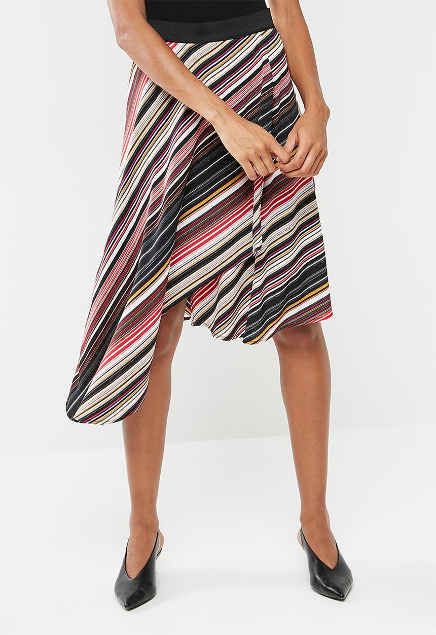 dailyfriday - Asymetric hem skirt