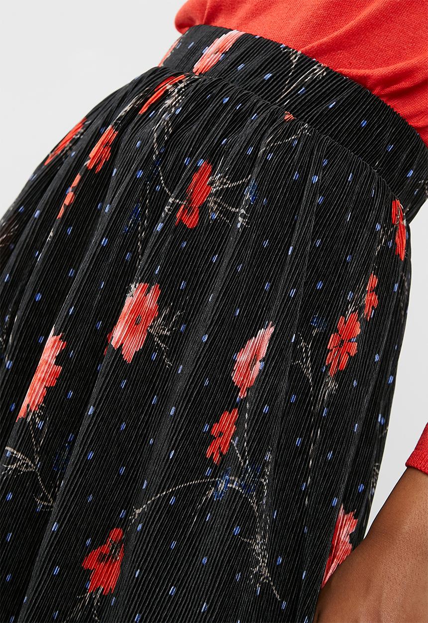 Vero Moda - Fleur pleated skirt