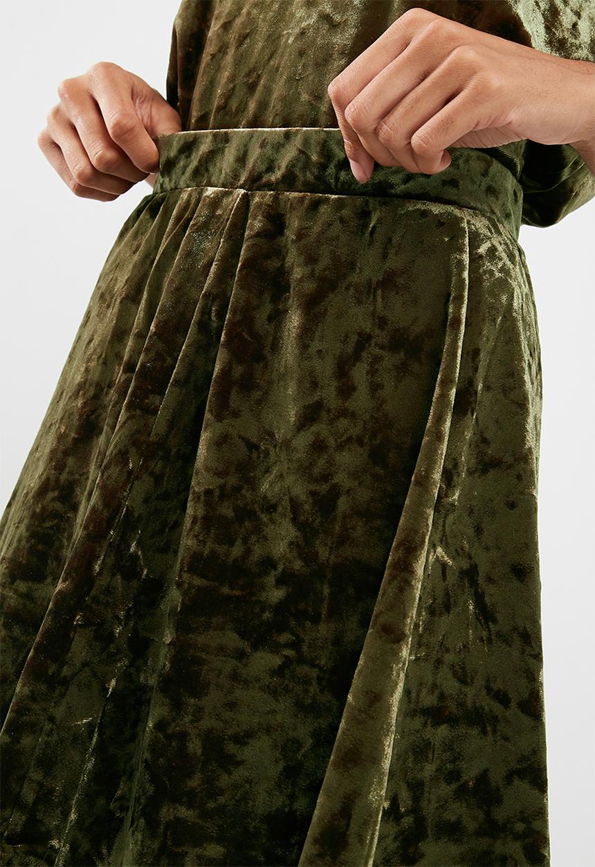 Jacqueline de Yong - Mona velvet skater skirt