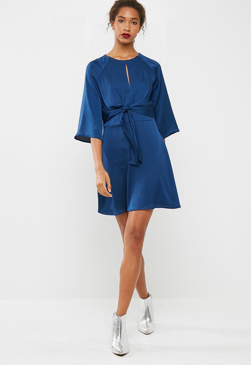 dailyfriday - Knot detail dress
