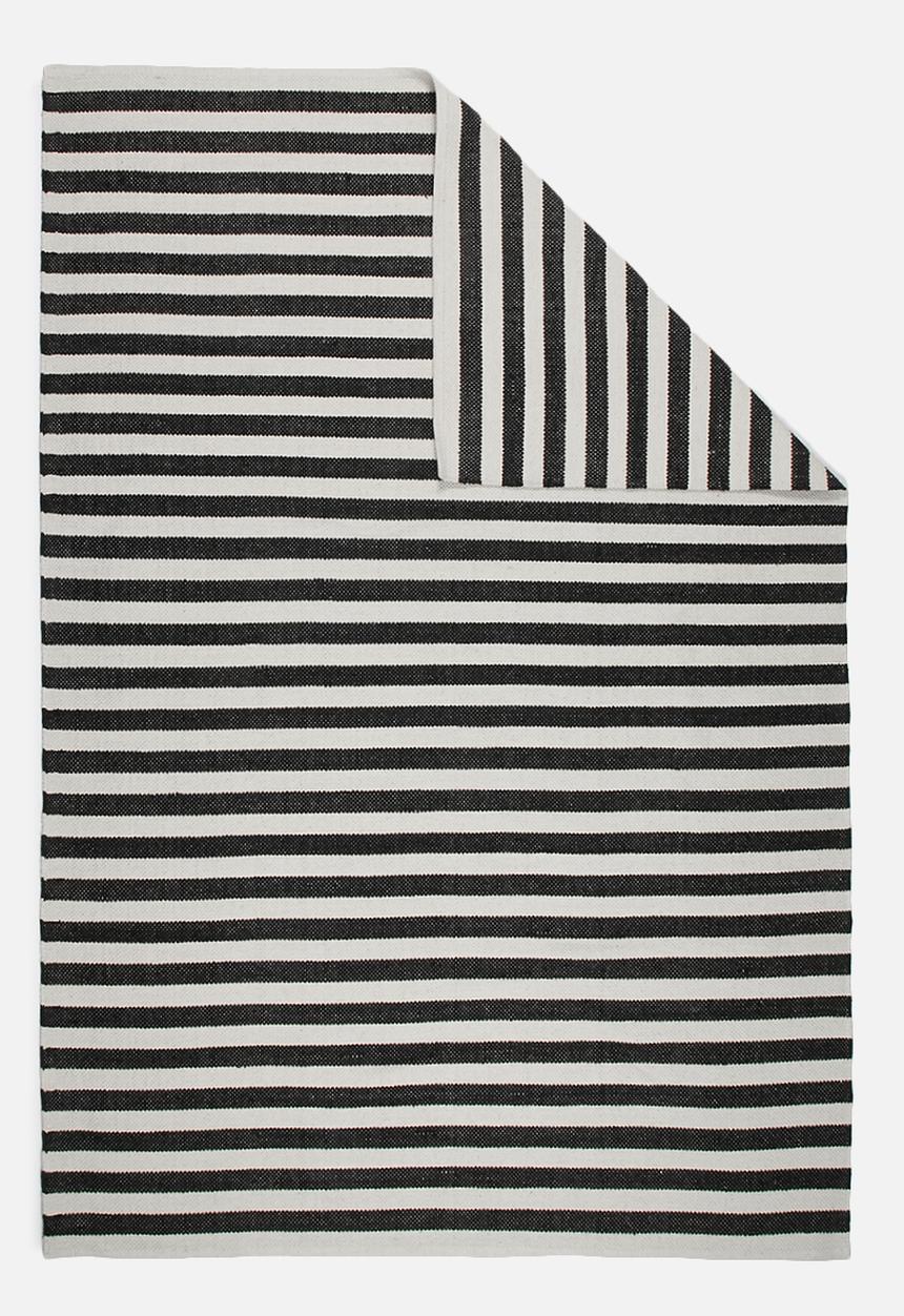 Sixth Floor - Makah woven rug - black/cream