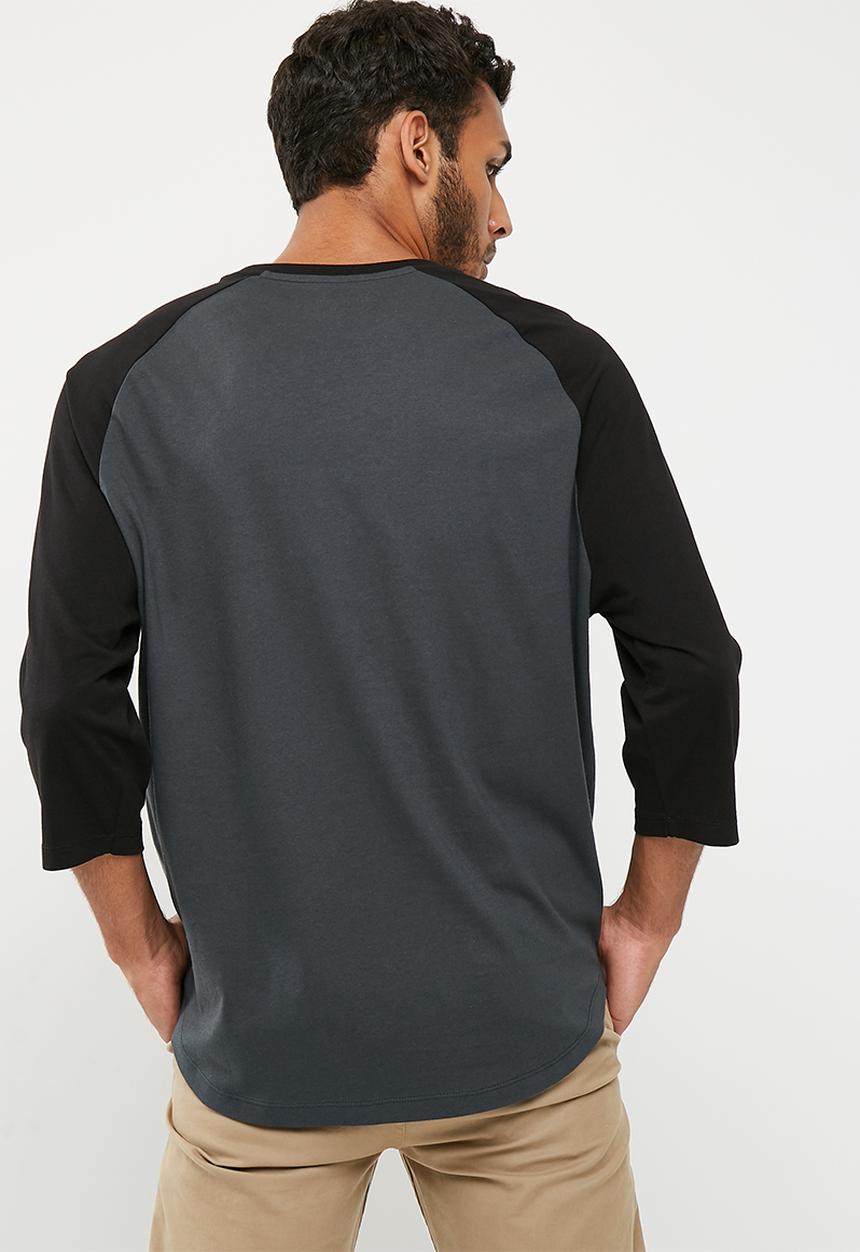 basicthread - Oversized Raglan Tee
