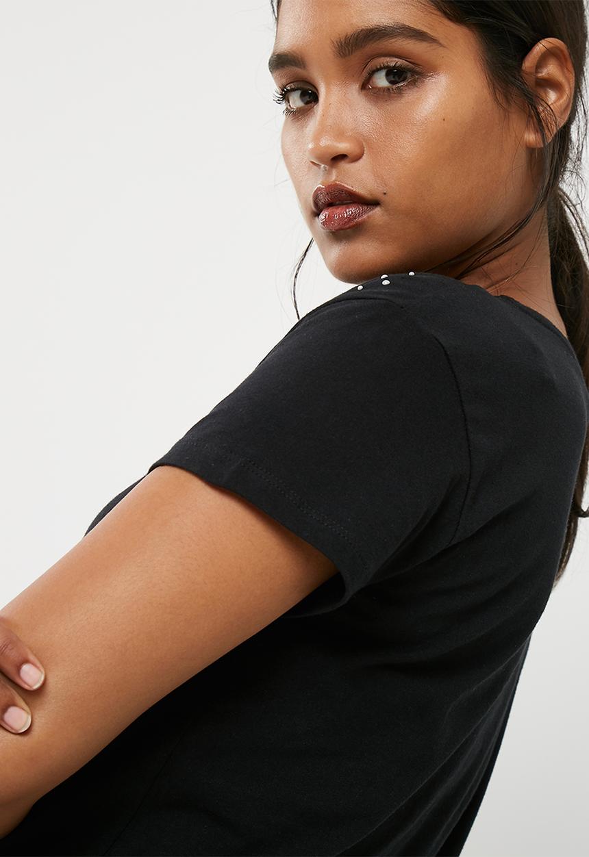 dailyfriday - Pearl embellished tee