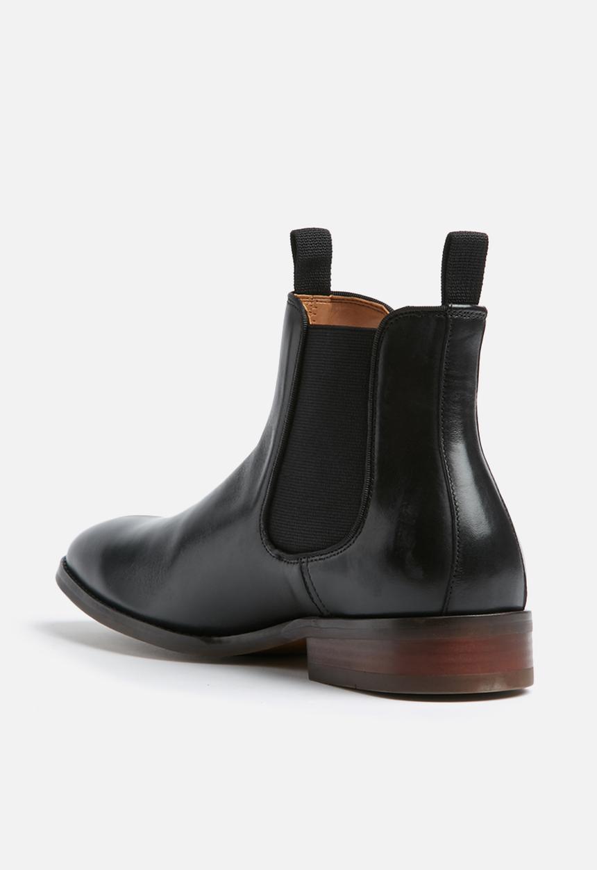 Steve Madden - Echoe