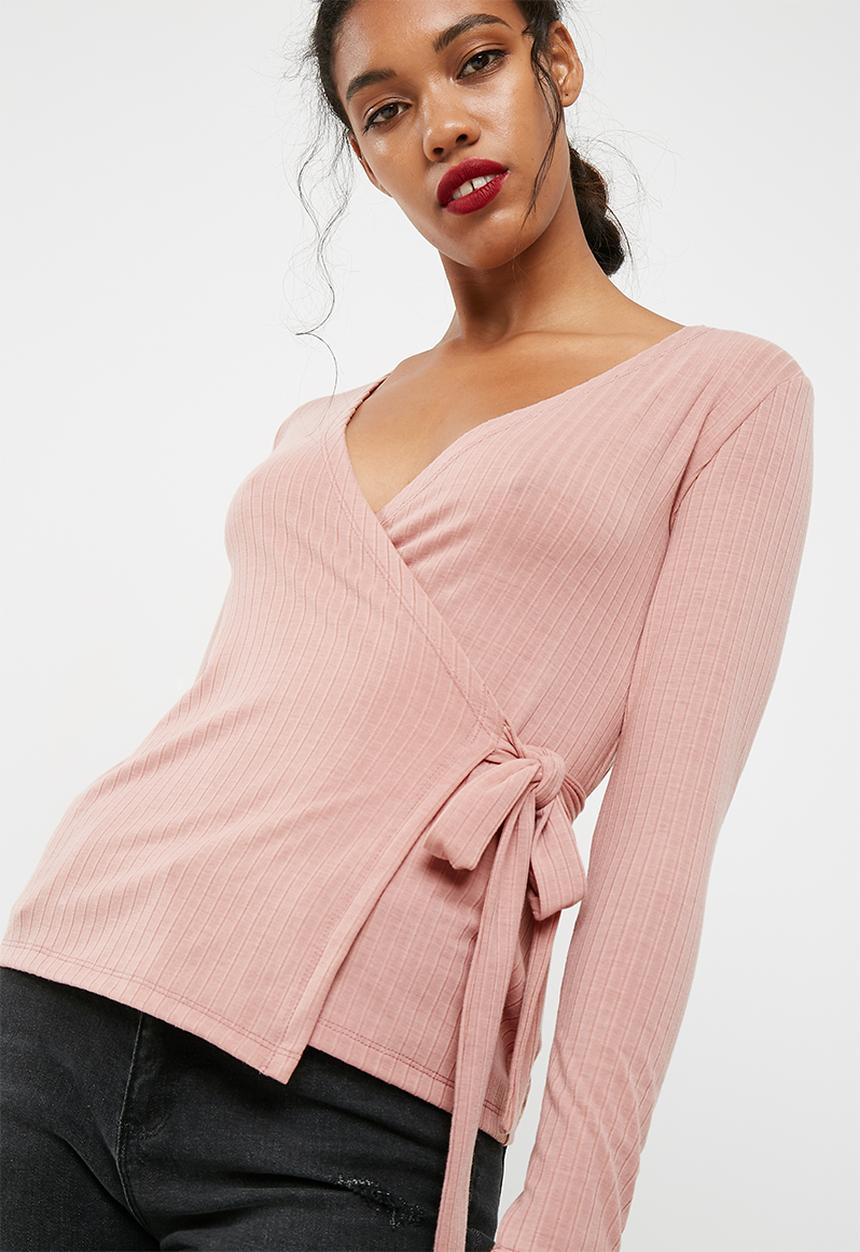 dailyfriday - Long sleeve wrap front tee