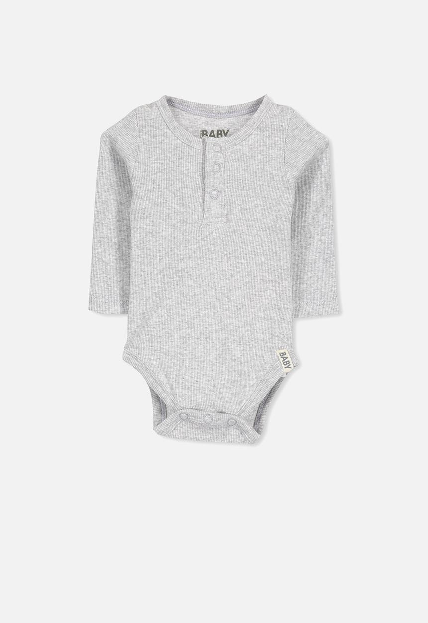 Cotton On - Baby mini henley bubbysuit