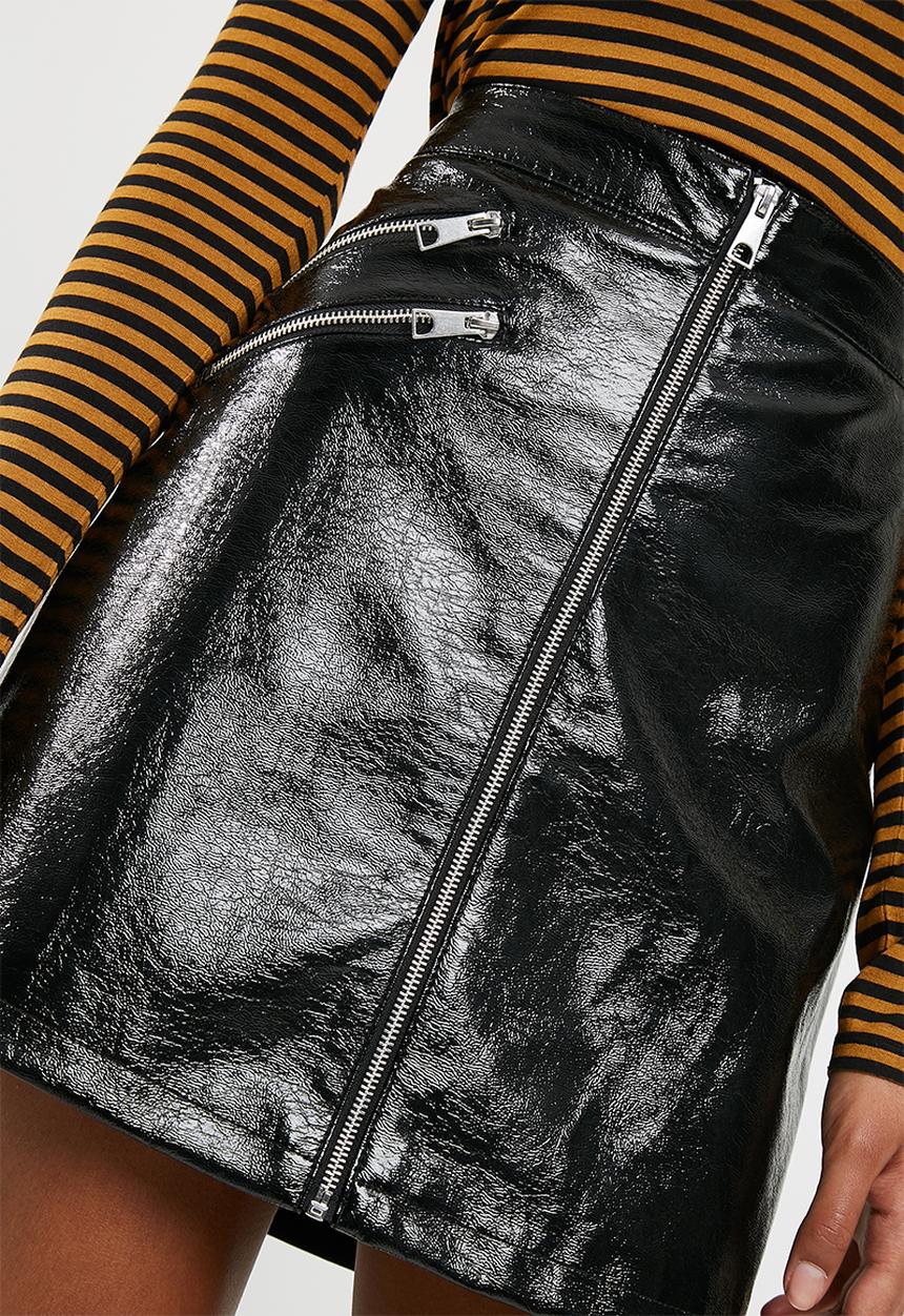 Vero Moda - Dalian patent PU skirt