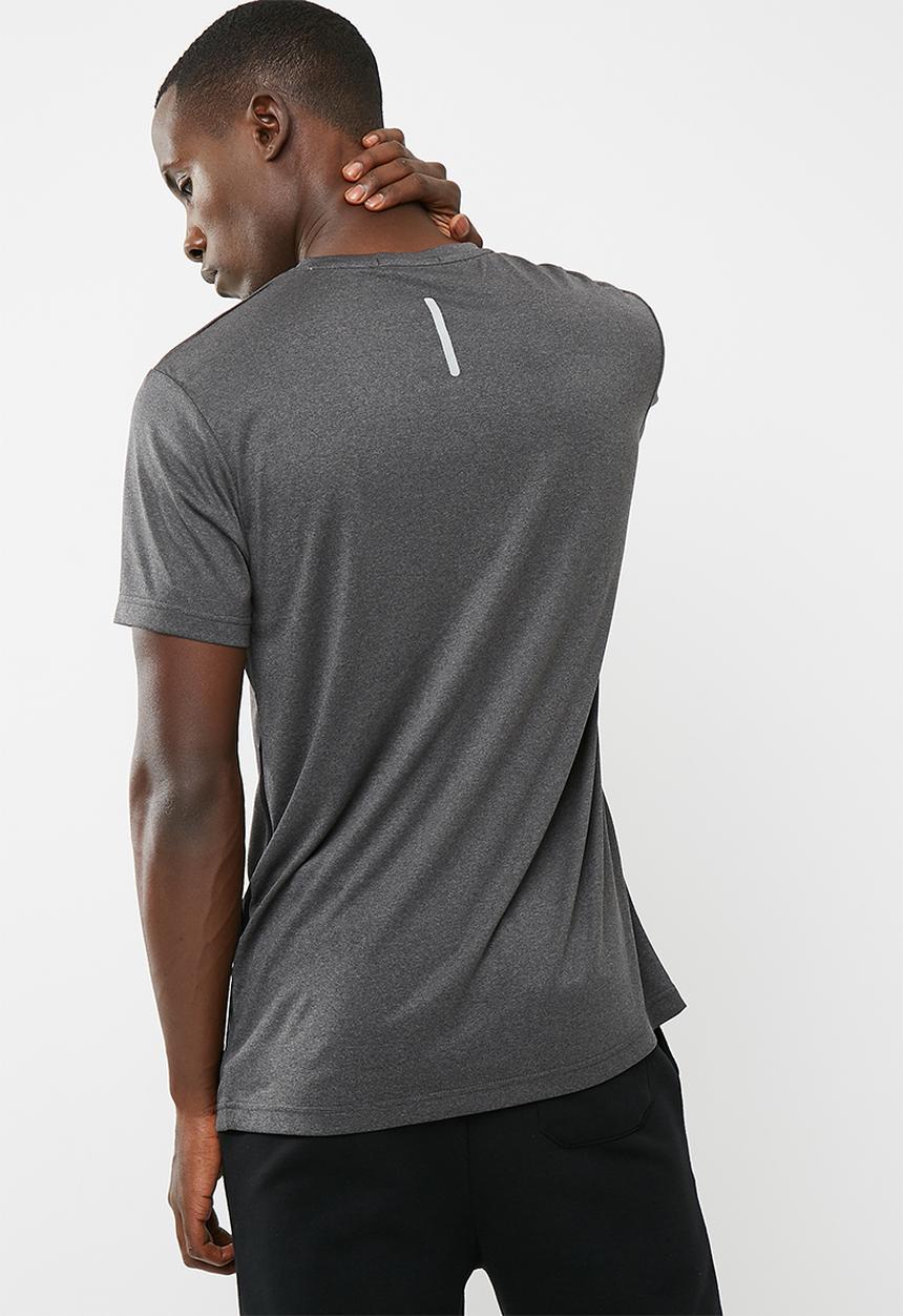 basicthread - Vee neck gym tee