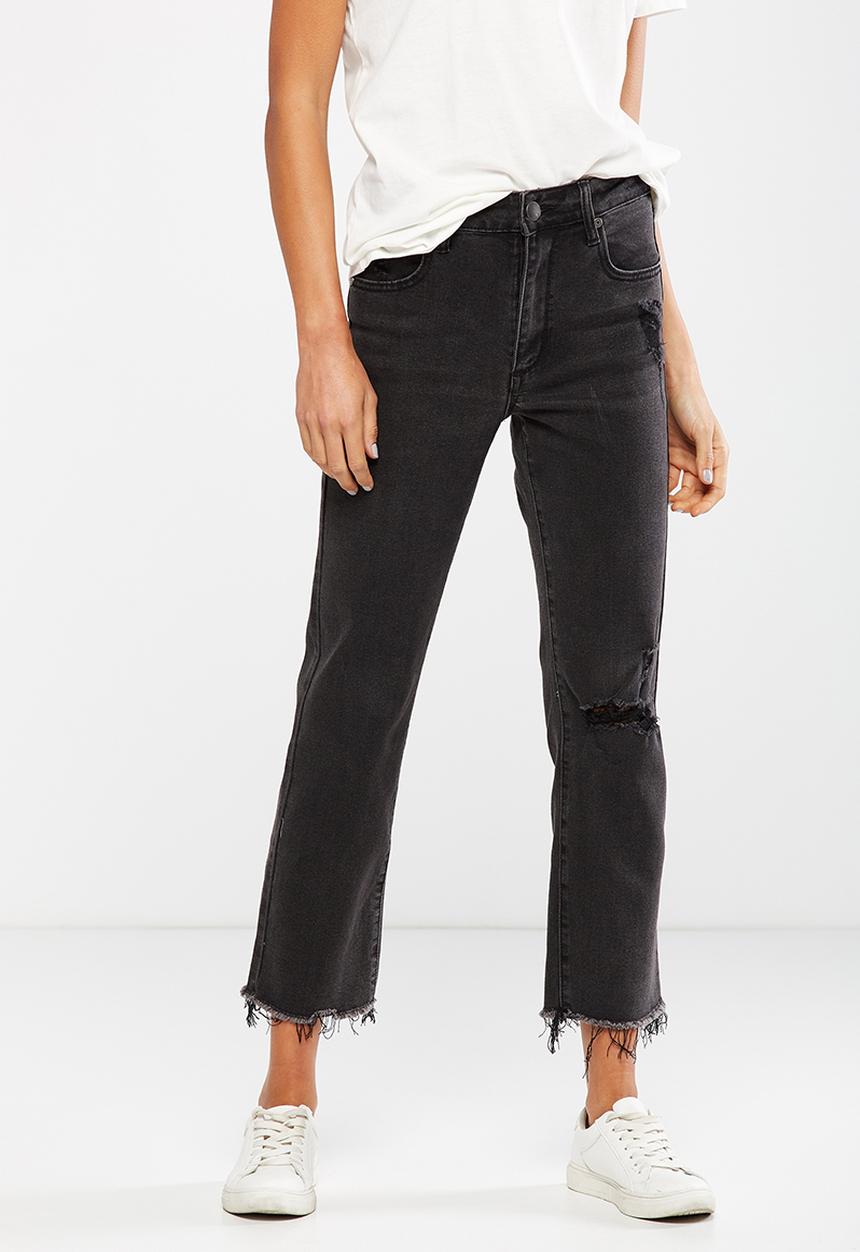 Cotton On - Mid rise slim straight jeans