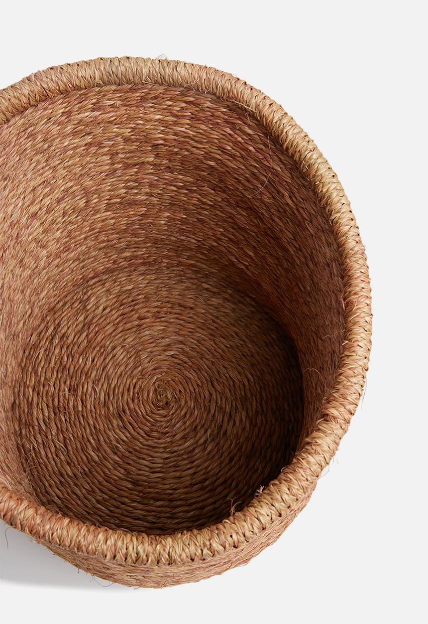 Grey Gardens - All natural basket 