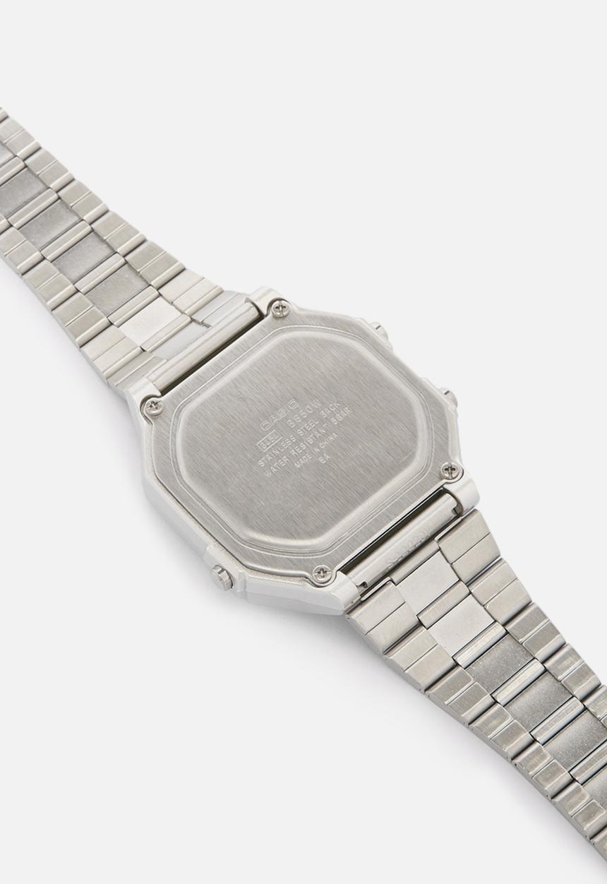 Casio - Digital wrist watch