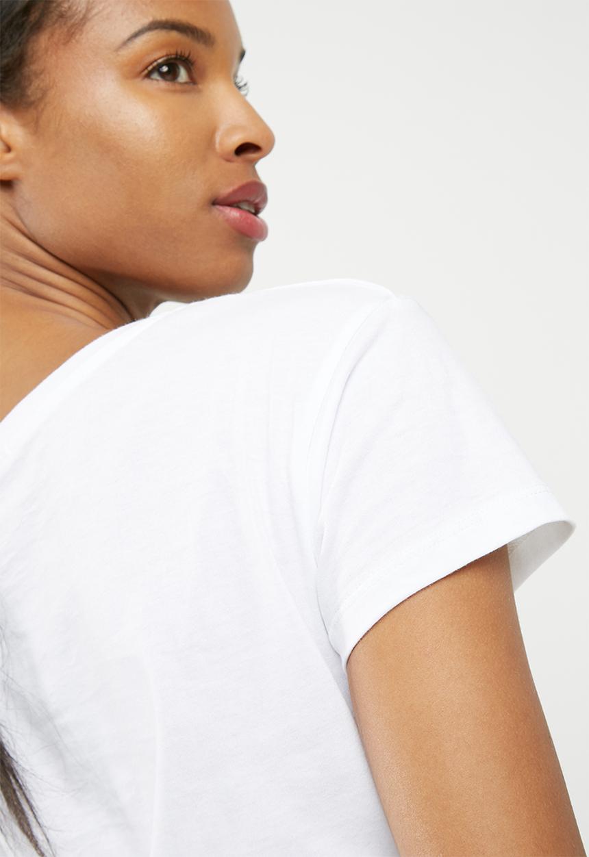 dailyfriday - Only love tee