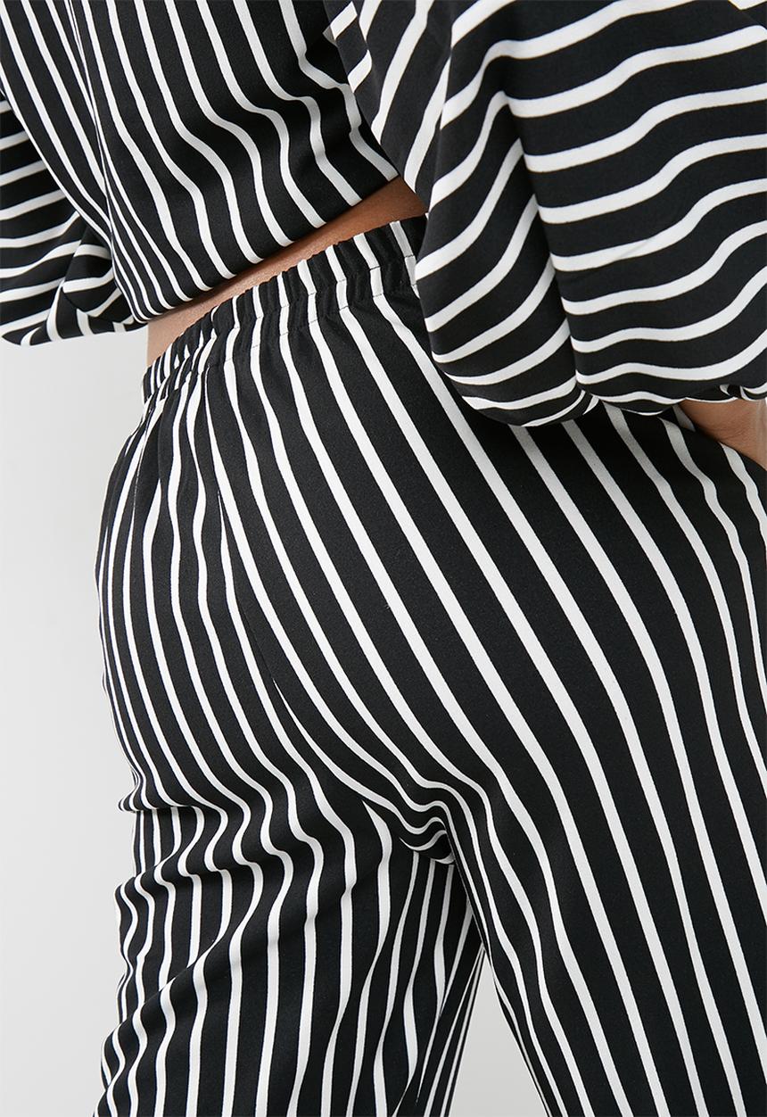 dailyfriday - Knit pull on pants