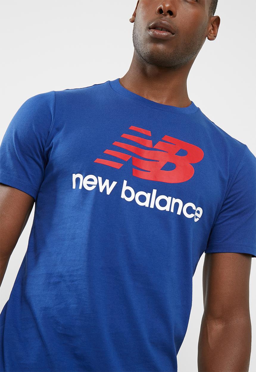 New Balance  - Essentials stacked logo tee