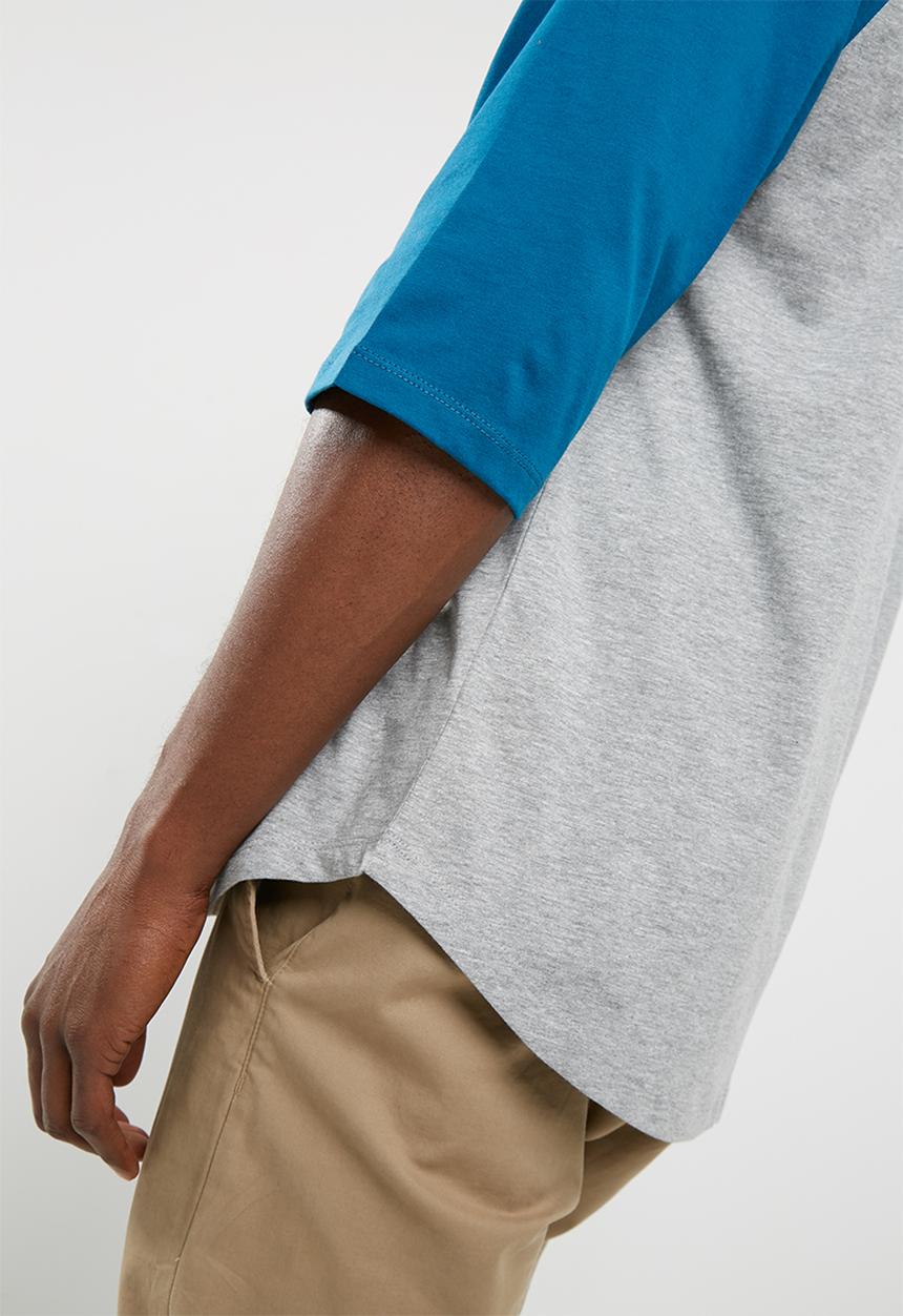 basicthread - Oversized Raglan Tee