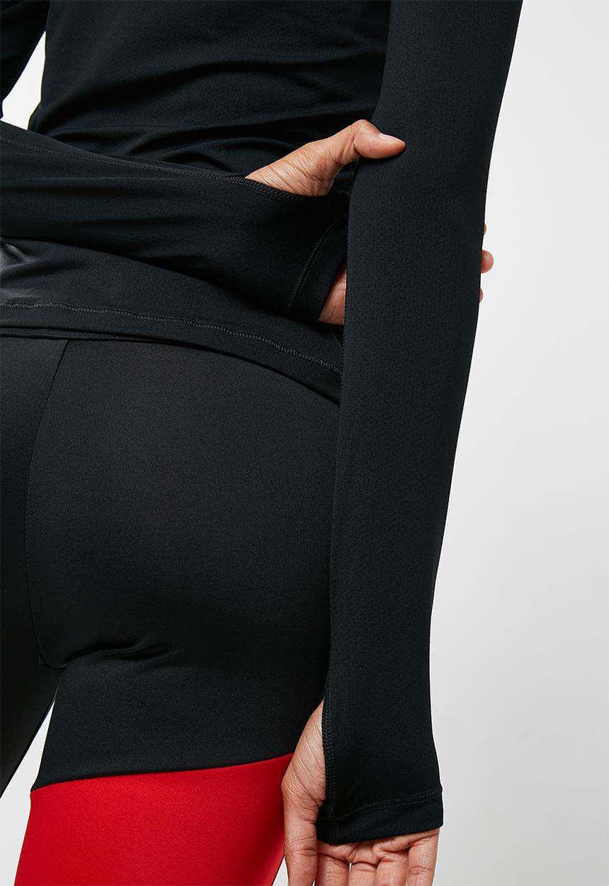 Nike - All over mesh top