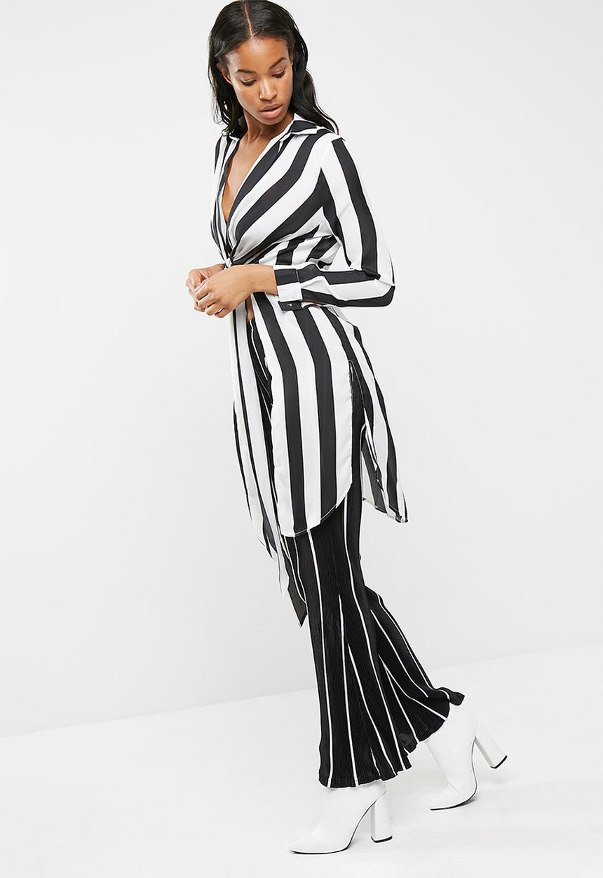 Missguided - Core twist front longline shirt thick stripe shirt