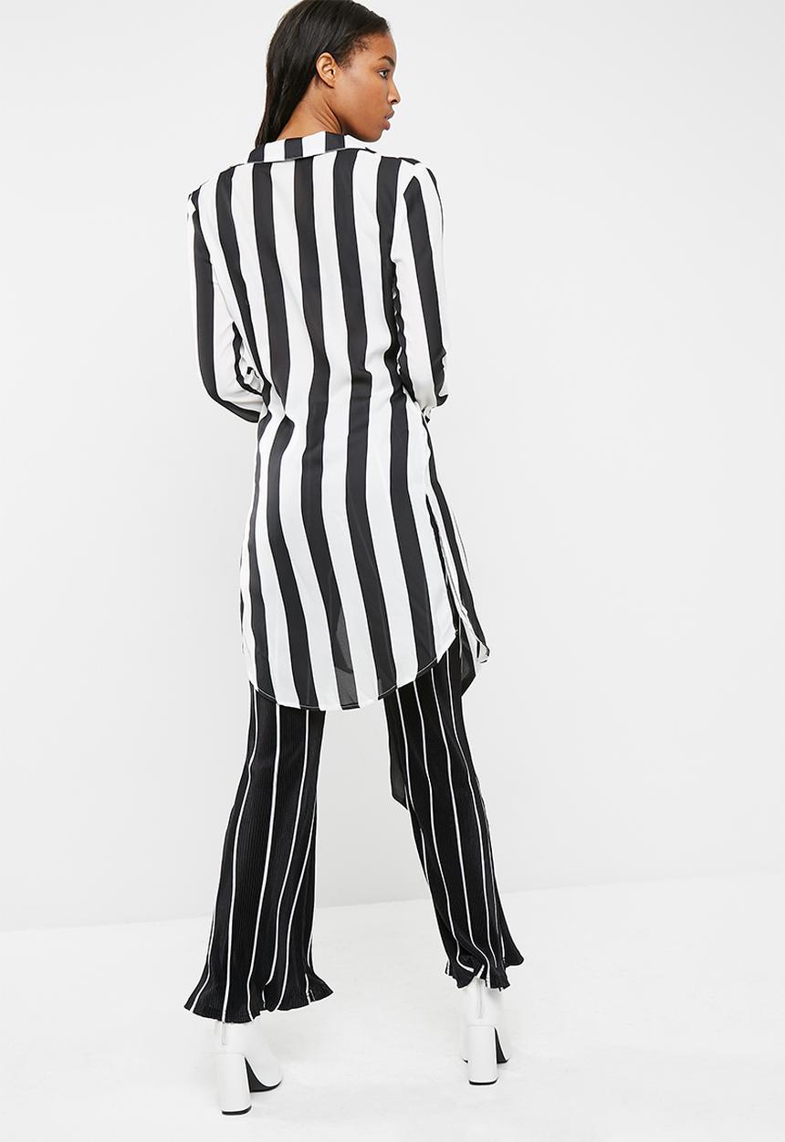 Missguided - Core twist front longline shirt thick stripe shirt