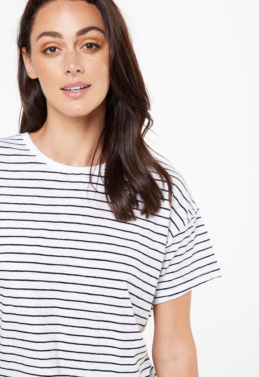 Cotton On - The one boyfriend crew tee