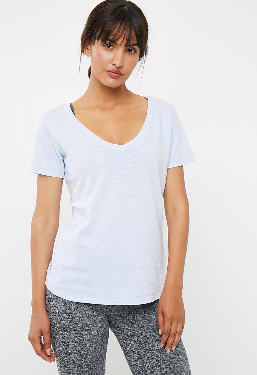 Cotton On - The deep v tee