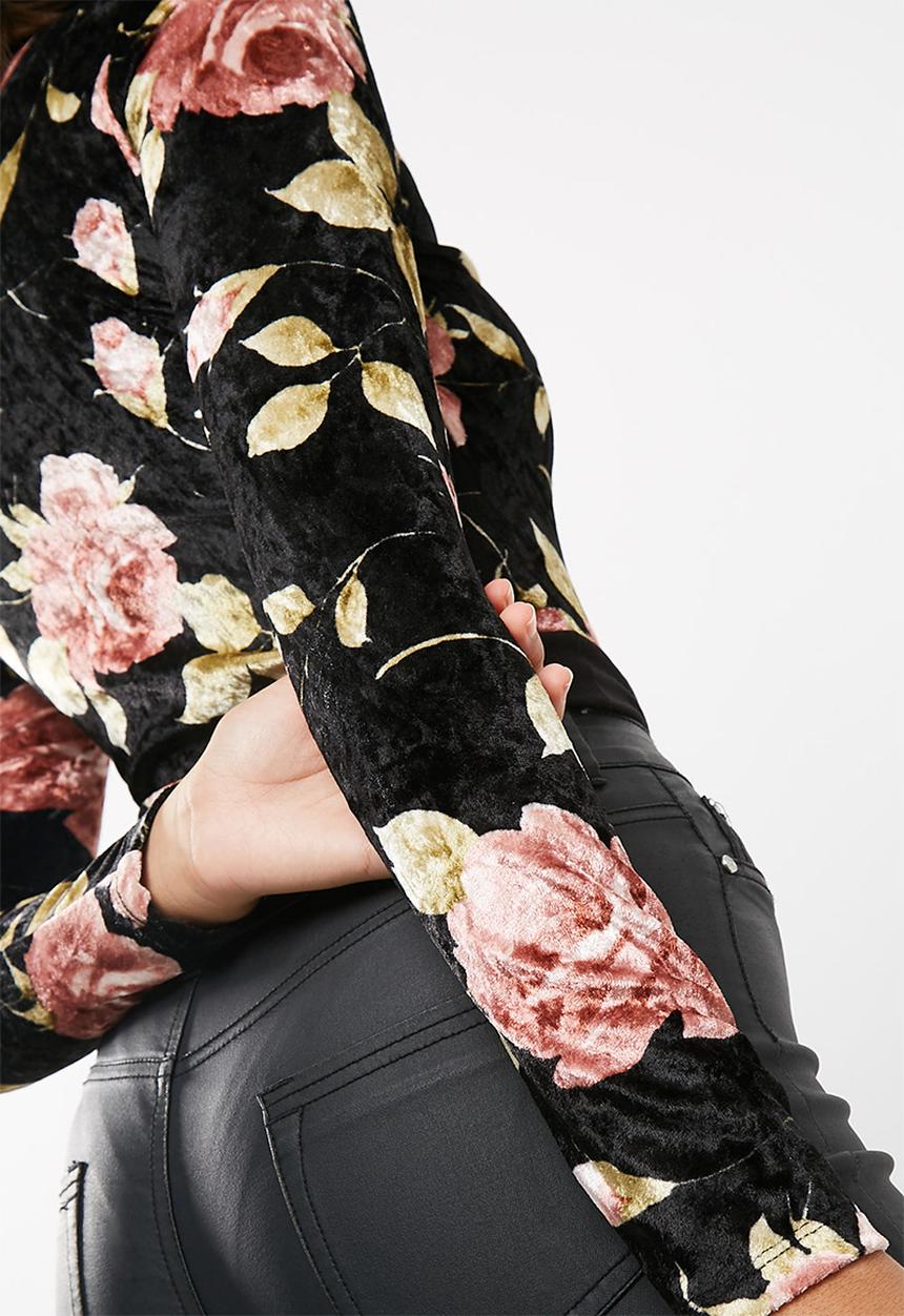 dailyfriday - Deep v bodysuit