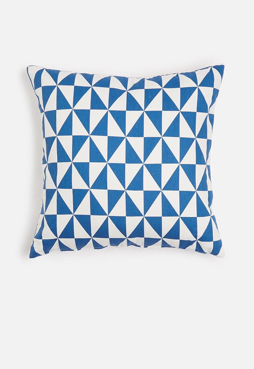 Grey Gardens - Zodiac cushion cover