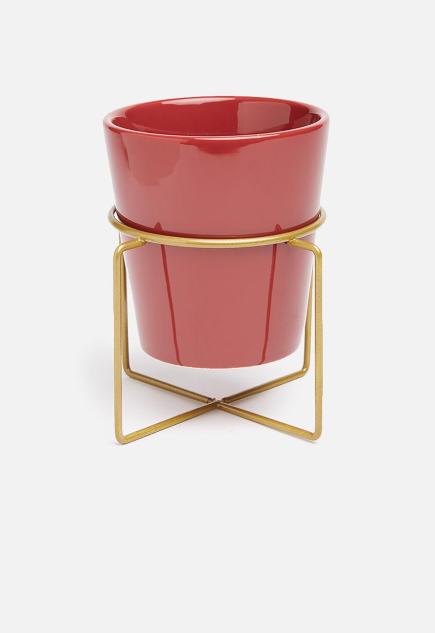 Present Time - Coy ceramic plant pot