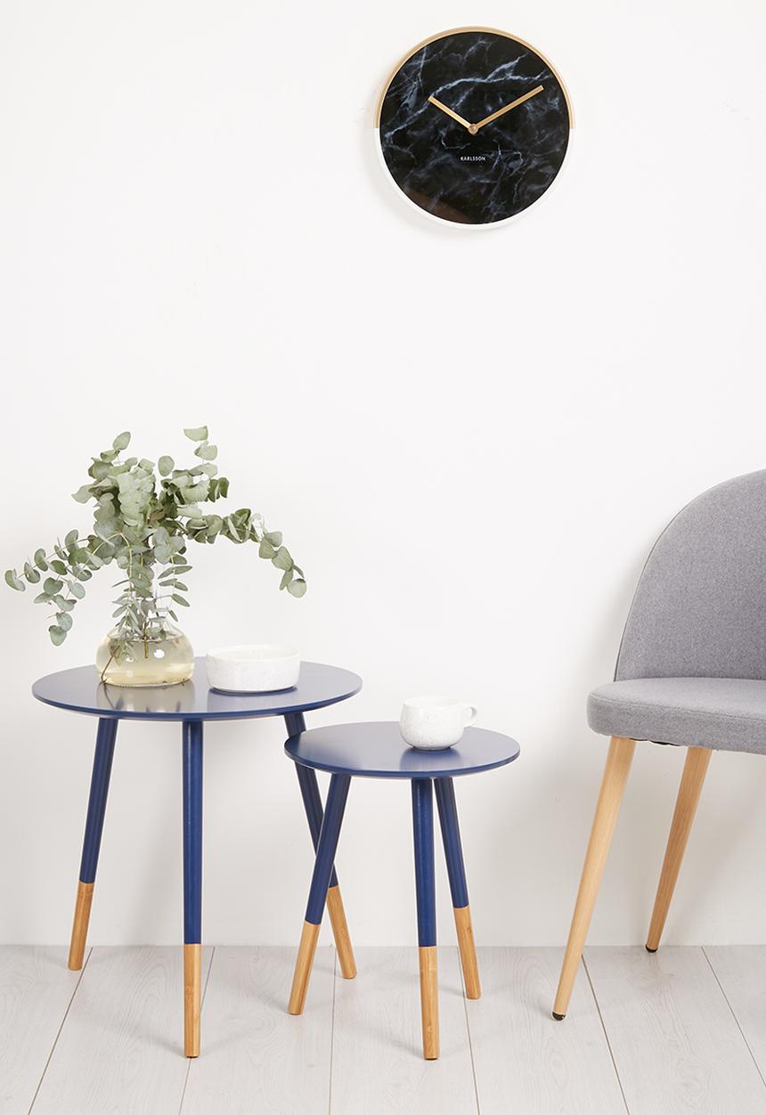 Present Time - Graceful table set