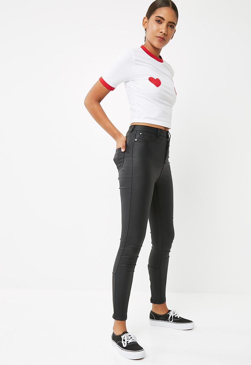 Missguided - Red trim heart chest detail 