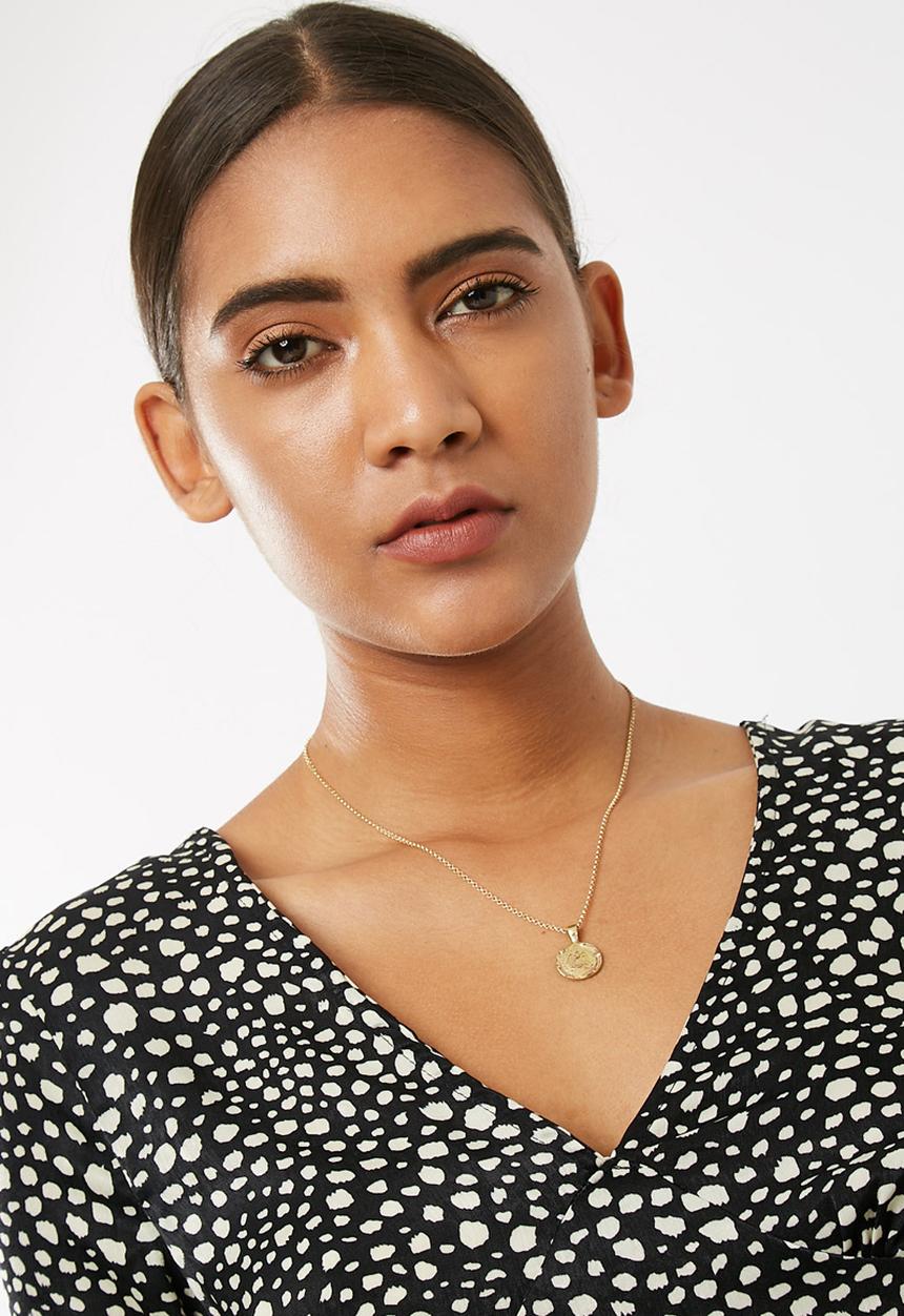 Matter of Fakt - Peso pendant small round necklace - brass