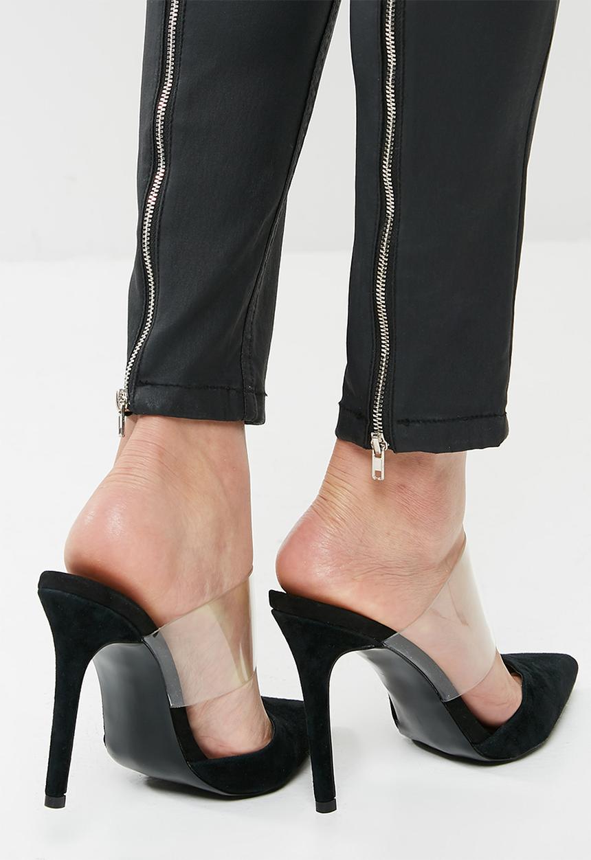 Steve Madden - Plaza