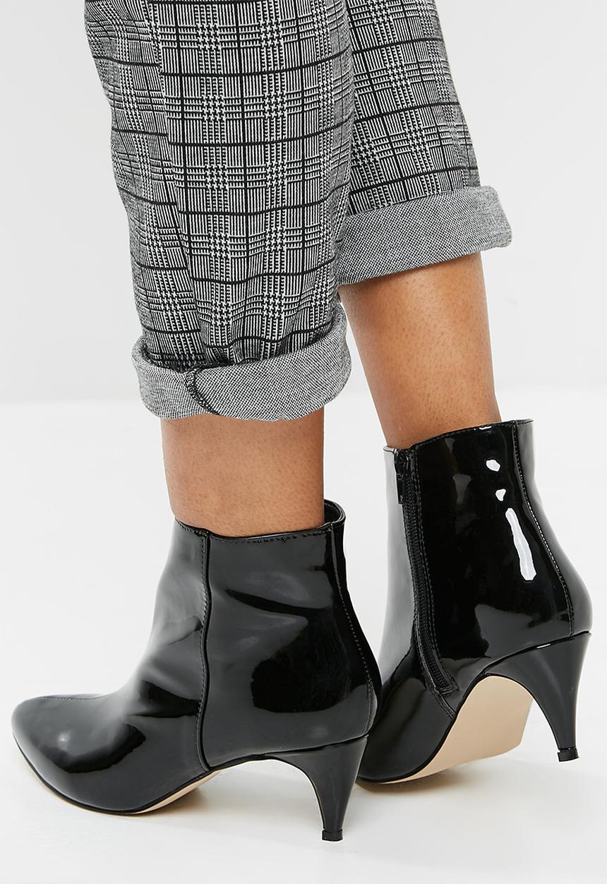 Public Desire - Atomic pointed toe kitten boot