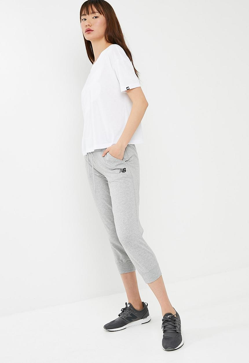 New Balance  - Essentials track club tee