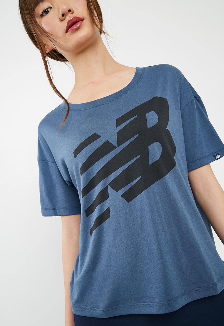 New Balance  - Essentials track club tee