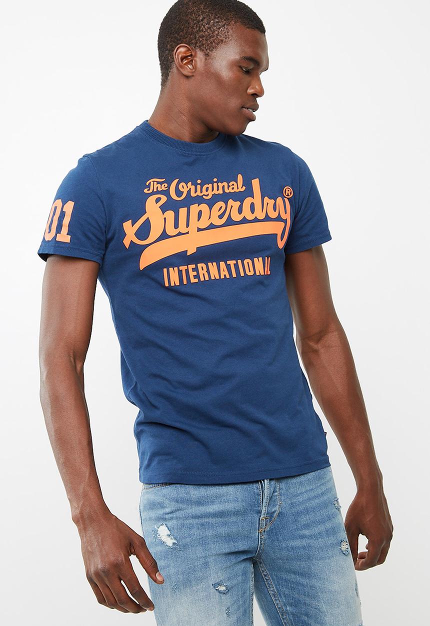 Superdry. - 100 Club tee