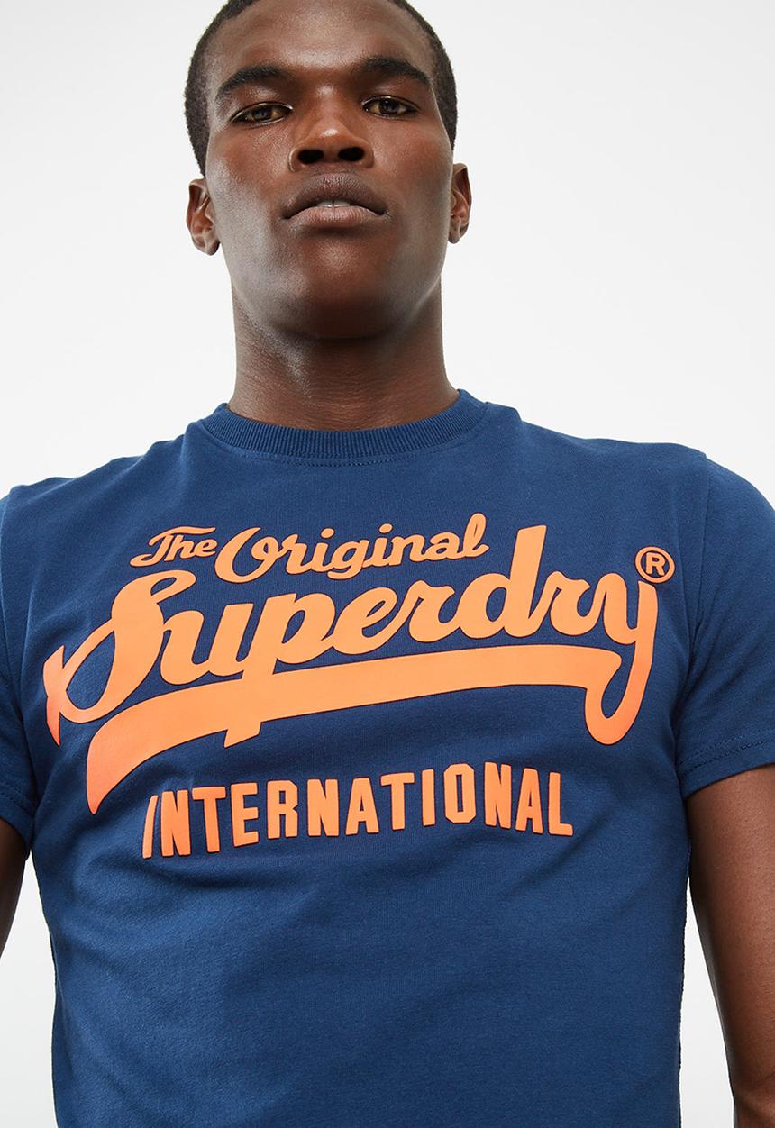 Superdry. - 100 Club tee